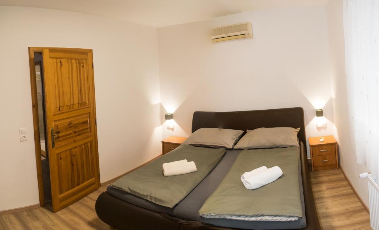 Oazis Apartman Keszthely Exterior photo