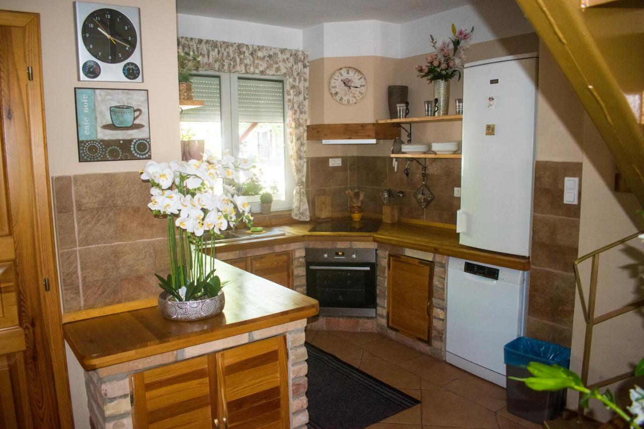 Oazis Apartman Keszthely Exterior photo
