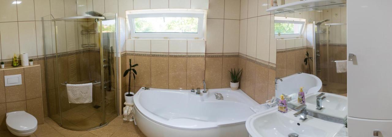 Oazis Apartman Keszthely Exterior photo