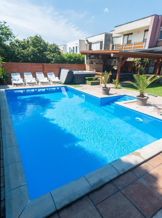 Oazis Apartman Keszthely Exterior photo