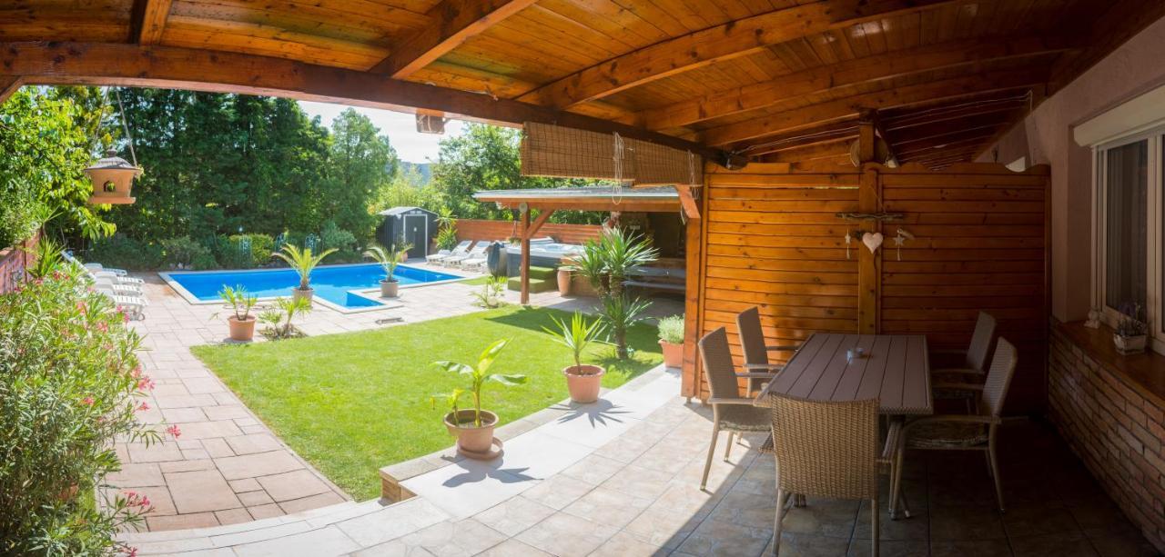 Oazis Apartman Keszthely Exterior photo