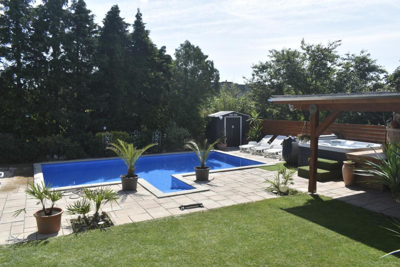 Oazis Apartman Keszthely Exterior photo